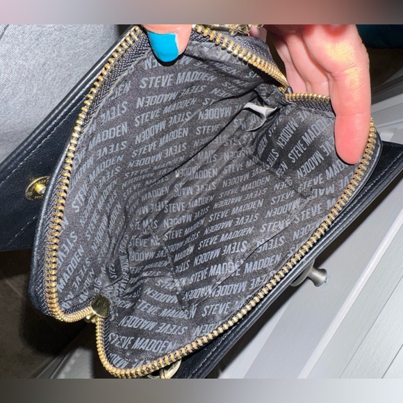 Steve Madden Crossbody - Picture 5 of 5